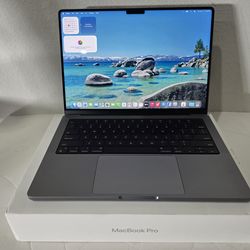 Apple MacBook Pro M3, 14-inch, 512GB SSD- Mint Condition