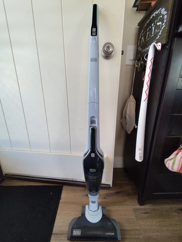 Black & Decker Vacuum Cleaner Cordless