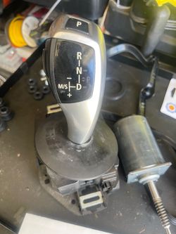 2008 650i gear shifter