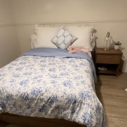 Queen bed plus nightstand and mattress 