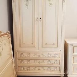 Antique vintage Louis the XV French style loveseat sofa settee