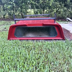 Leer Utility Camper 