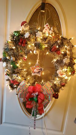 Beautiful Handcrafted Christmas Frosted Lighted Wreath Loaded w/ Christmas Ornaments Large Christmas Bow