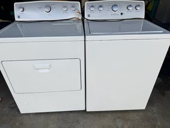Kenmore Washer and Dryer Set