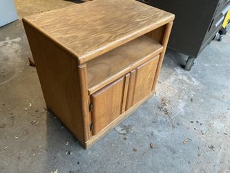 Nightstand 