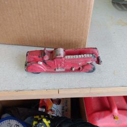Auburn Red Rubber Fire Engine Truck USA 7 ½ in Original