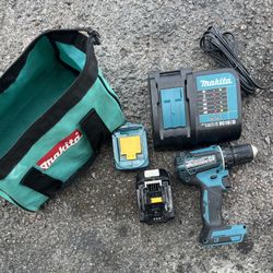 Makita 18V LXT Lithium-lon Brushless Cordless 1/2 in. Driver-Drill