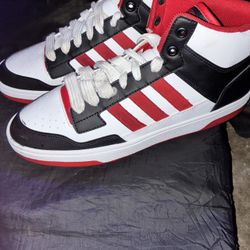 Men’s Adidas Kicks (sz10.5)