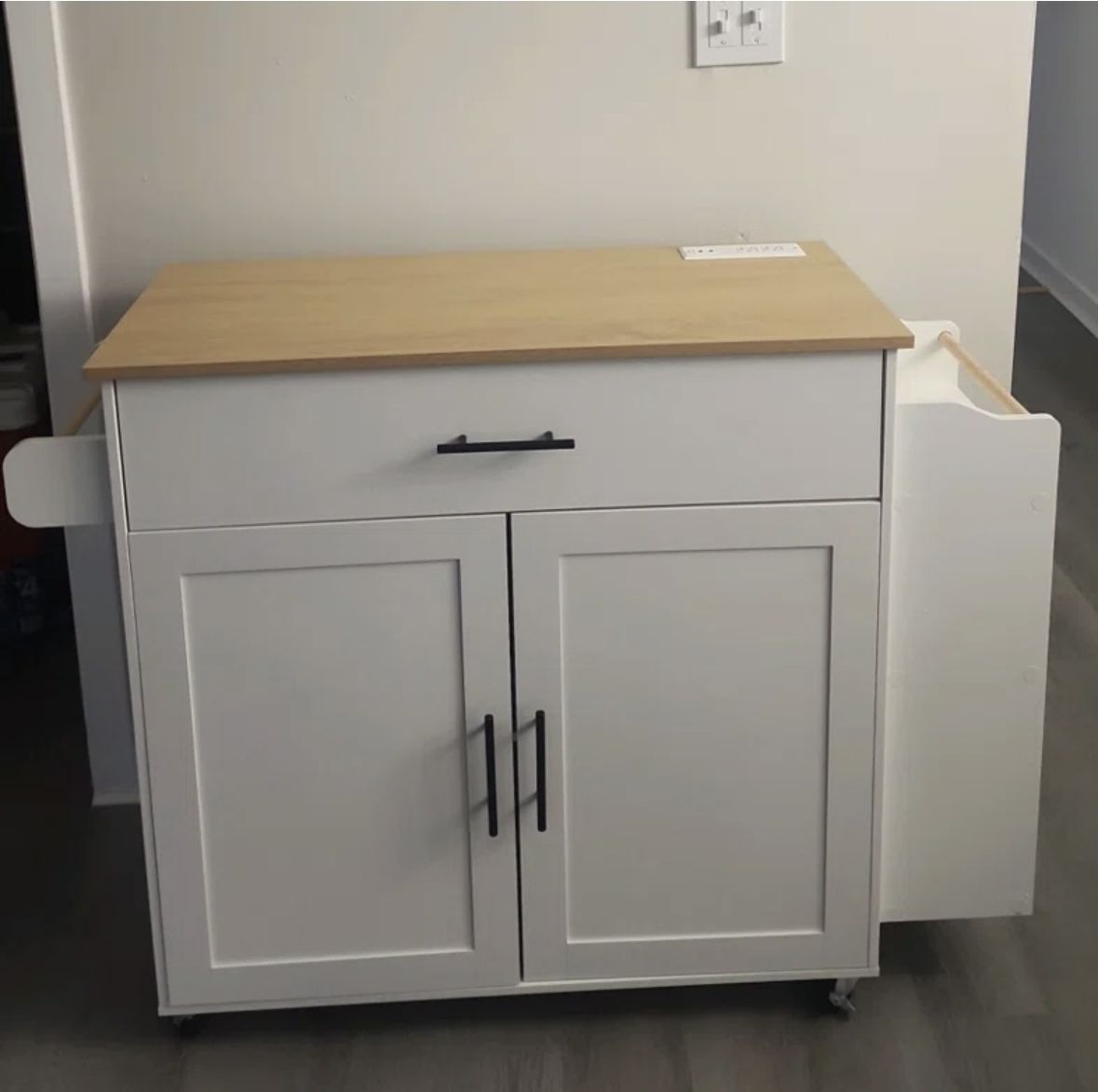 Rolling Kitchen Island- Excellent Condition