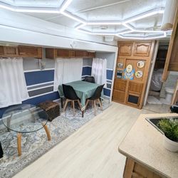 2007 FOREST RIVER Flagstaff Lite Weight Trailer