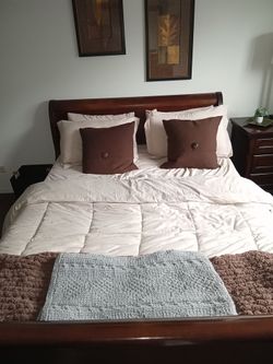Furniture, like New.