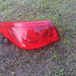 Infiniti Q50 Taillight