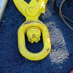 Heavy Duty Gunnebo Industries Swivel Safety Hook