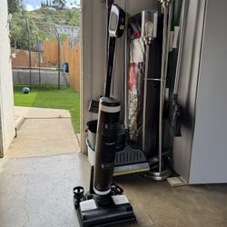 TINECO VACUUM