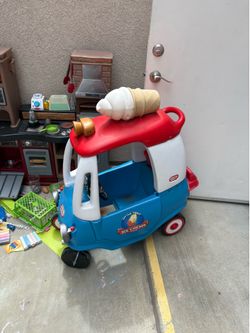Ice cream truck