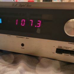 Sae Mark Viii Tuner.  Pick Up Only 
