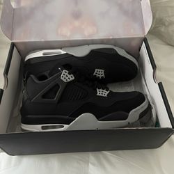 2024 Reimagined Jordan 4 Retro Good Condition With Box 
