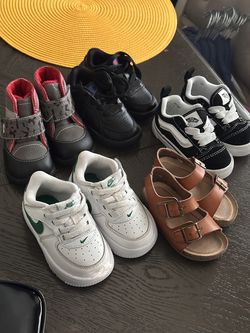 Boy shoes Bundle size 5 & 6