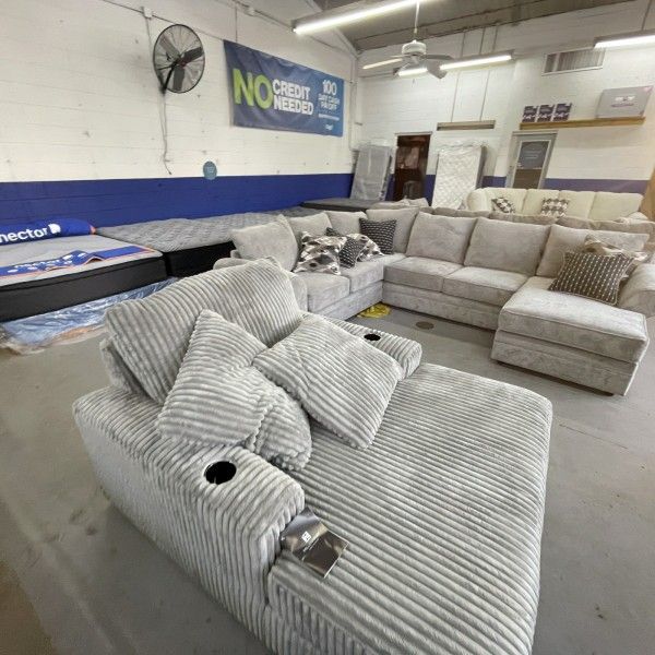 New Pillowtop Queen Mattress Brand New In Plastic