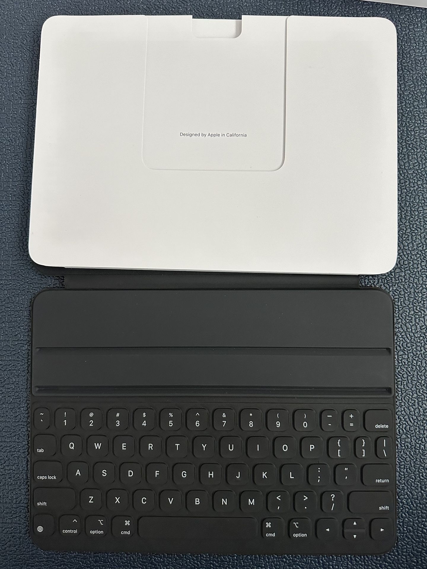 Apple Keyboard Folio 11 Inch