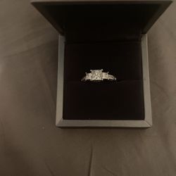 Engagement Ring Size 8g