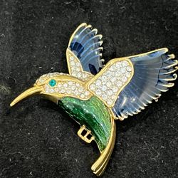 Brooch 