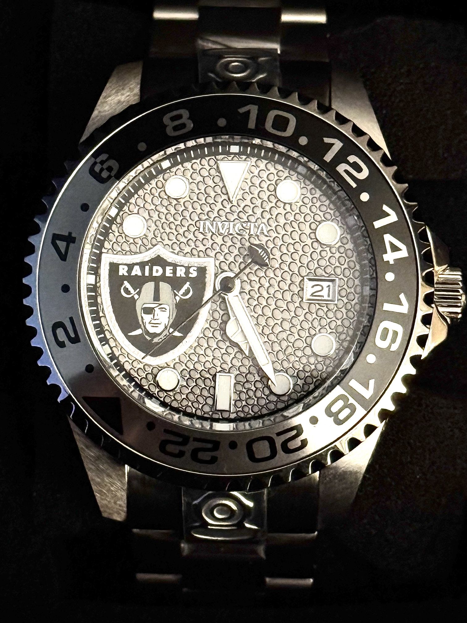 Invicta NFL Las Vegas Raiders Men's 47mm Grand Diver Automatic Watch 45025