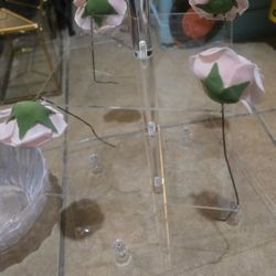 1 Cupcake Stand And Various Clear Bowls