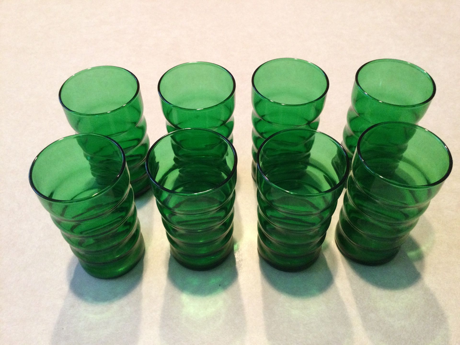 VINTAGE EMERALD GREEN RIBBED GLASSWARE