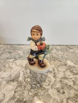 Hummel Coming From The Woods 2241 New

In Original box
