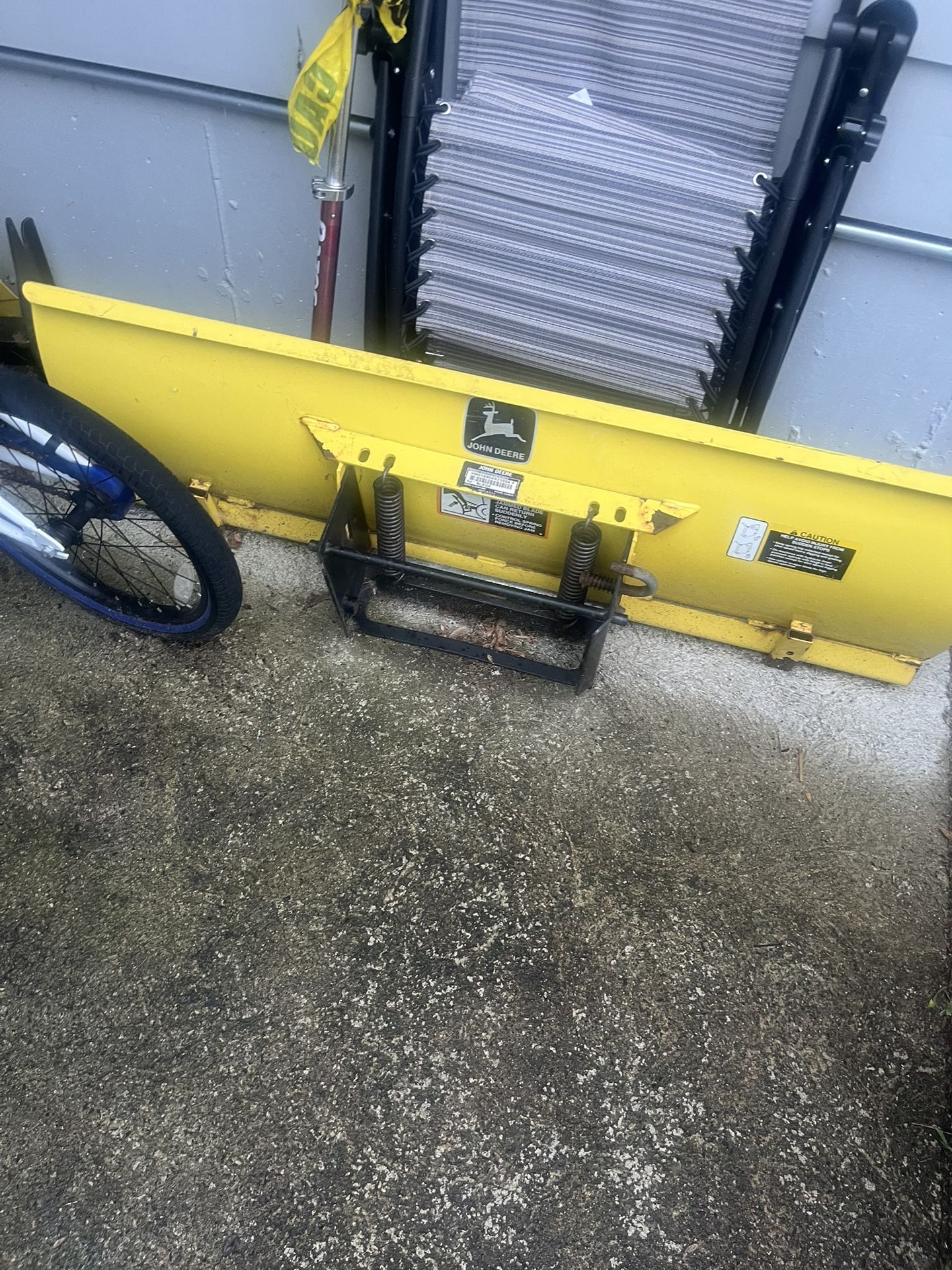 John Deere 425