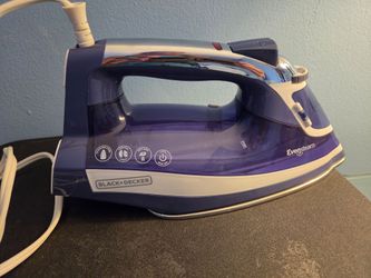 Black+Decker Evensteam Steam Iron
