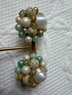 Vintage Japan Cluster clip-on earrings