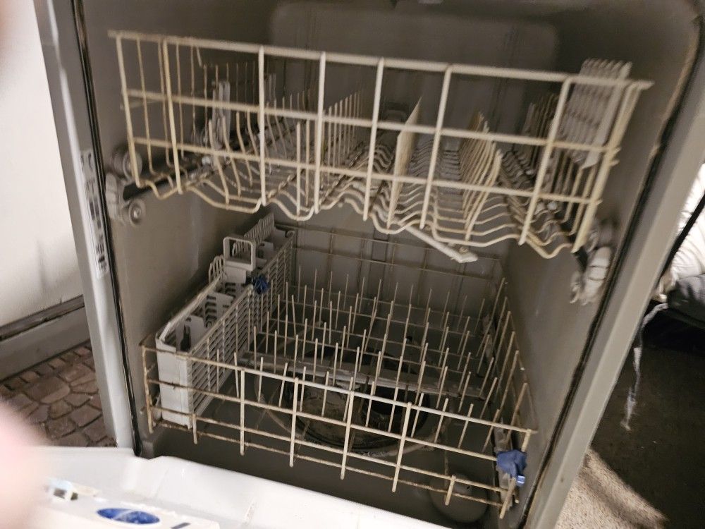 Whirlpool Dishwasher