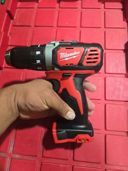 Drill driver milwaukee  NEW