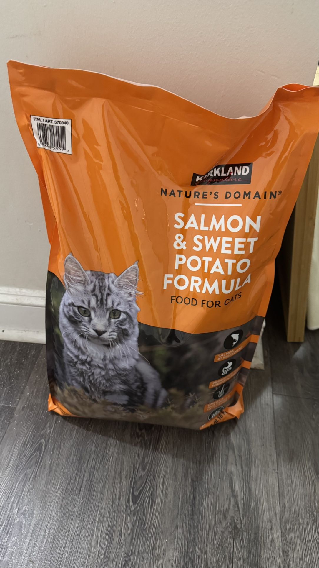 Kirkland Signature Nature's Domain Salmon Cat food