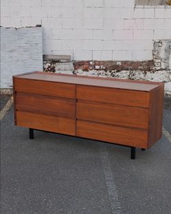 Mid-century Modern Walnut Dresser Credenza