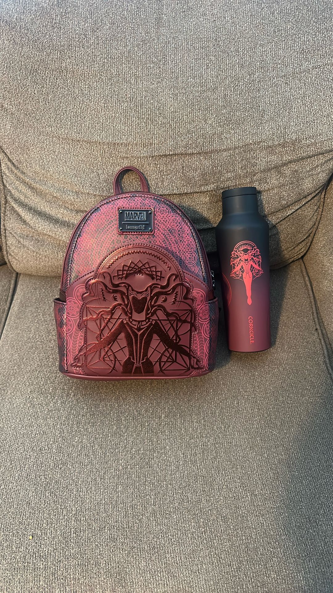 Scarlet Witch Marvel Mini Backpack And Water Bottle 