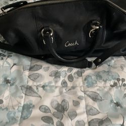 Big Coach Bag for Sale in Rialto CA OfferUp