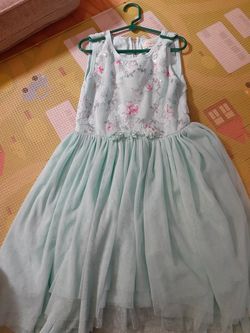 Girls dress size 12 almost new