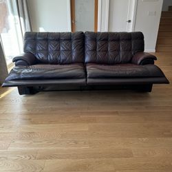 Genuine Leather Recliner Sofa/ Couch