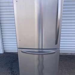 LG bottom freezer stainless steel refrigerator in good condition, clean and nice, one month warranty, ice maker works very well, dimensions W33-D31-H6