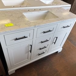 Doveton 48 in. Single Sink Freestanding White Bath Vanity with White Engineered Marble Top