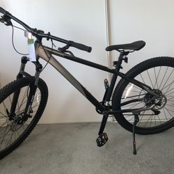 Mountain Bike -Like New