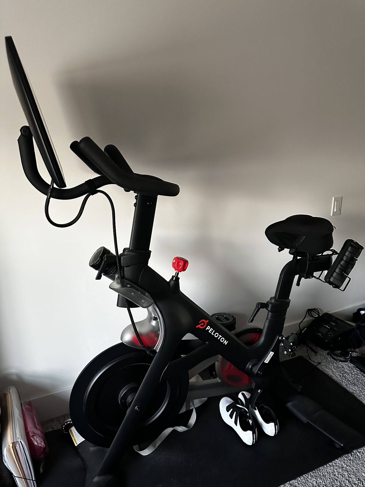 Peloton Model PLTN RBIVO