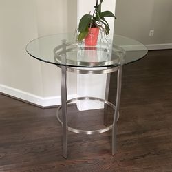 Table With 2 Barstools