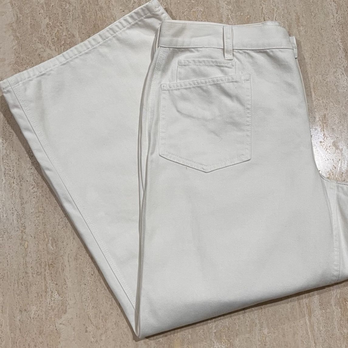 High-Rise Wide-Leg Jean π€π€