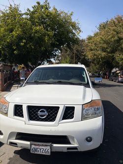 2010 Nissan Armada SE