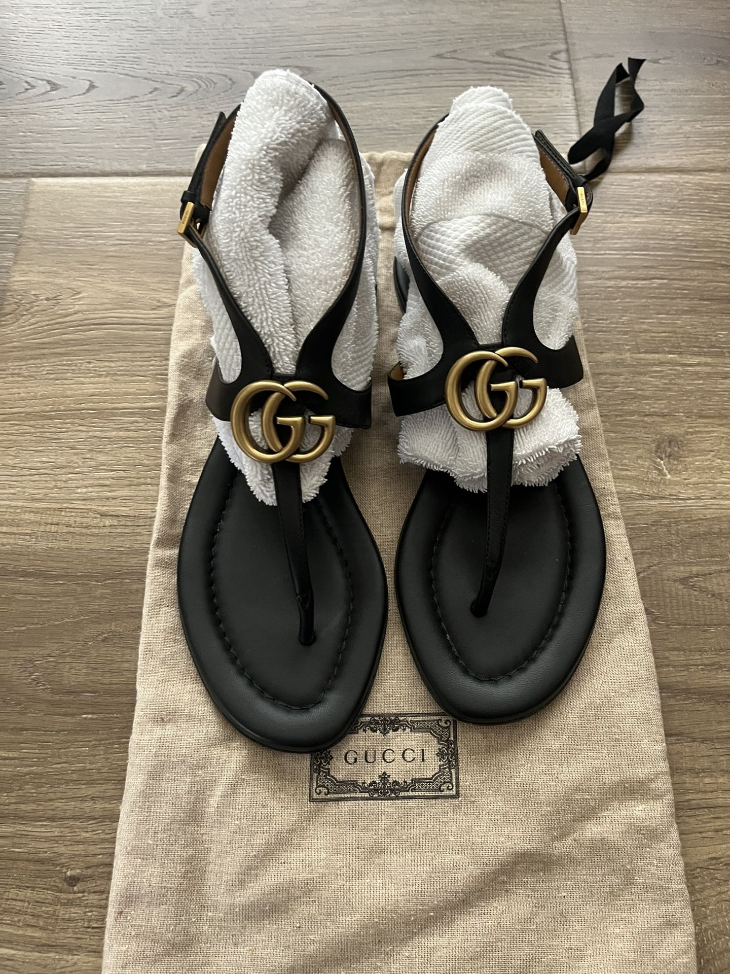 Gucci Double G Leather Thong Black Strap Sandals