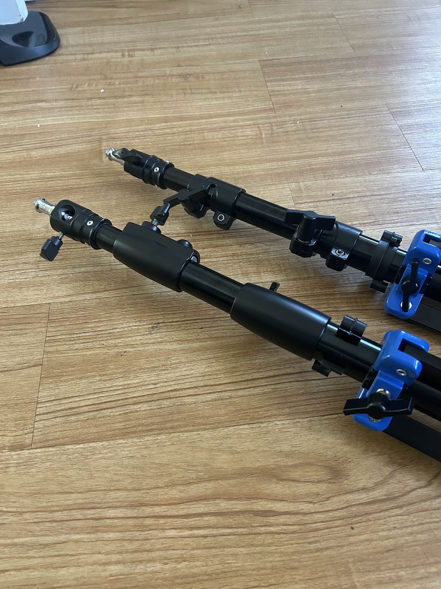 Savage 9 Foot Drop Stand Light Stand